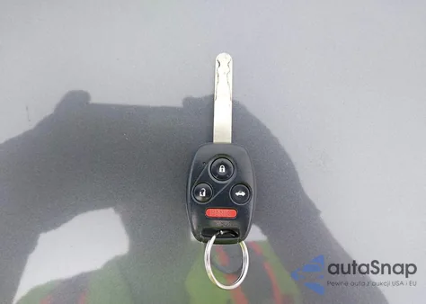 2009 Honda Accord 2.4 Lx z USA, uszkodzony, nr VIN JHMCP26359C017182